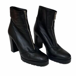 Zara Trafaluc Black Leather Grunge Chunky Block Heel Boots with Lug Sole size 40